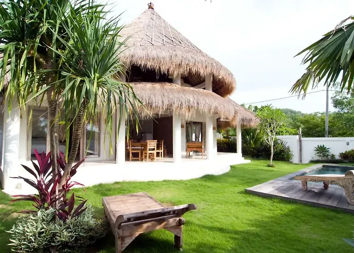 Laksmi Villas Padang Padang *